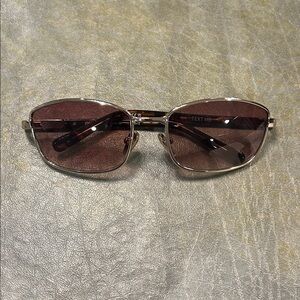 QUAY Text Me Gold Frame / Sepia Lens Sunglasses- 78600